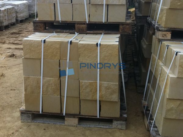 Sandstein Mauersteine 20x20x40 cm 4- fach gesägt, Trockenmauer aus Polen
