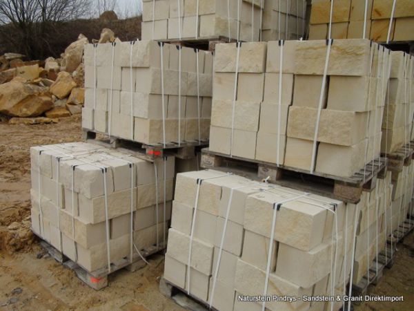 Sandstein Mauersteine 20x20x40 cm 4- fach gesägt, Trockenmauer aus Polen