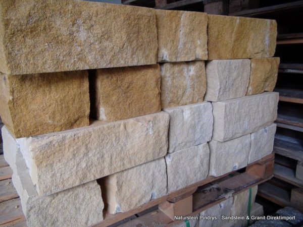 Sandstein Mauersteine 15x20x40 cm Lagerfugen gesägt, Trockenmauer aus Polen
